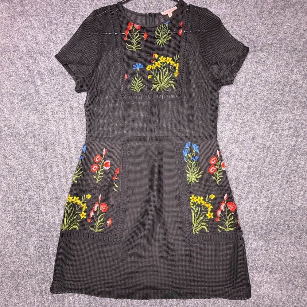 Re:named Black Floral Embroidered Mesh Mini Dress Short Sleeve D8254 Womens M